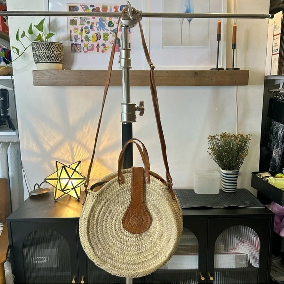 Moroccan Circle Basket Weaved Bag/Purse - Picture 5 of 10